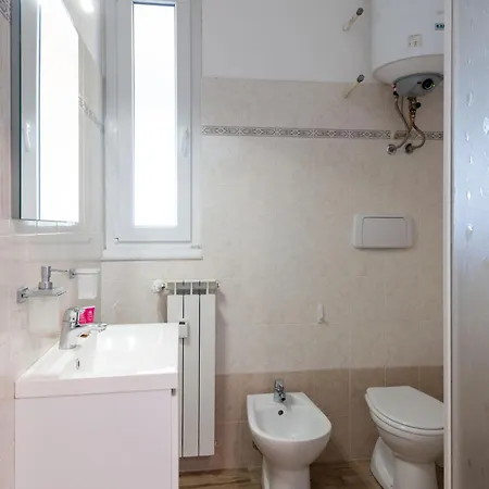 Casa Emy Апартаменти *
